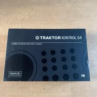 Native Instruments Ttaktor Kontrol S4 MK3