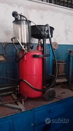 aspiratore e recupero olio auto