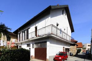 CASA SEMINDIPENDENTE A AGRATE BRIANZA