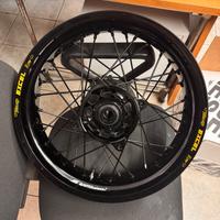 Cerchi e gomme Suzuki 800 DE Strom