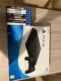 PS4 slim 500gb + 8 giochi (trattabile)