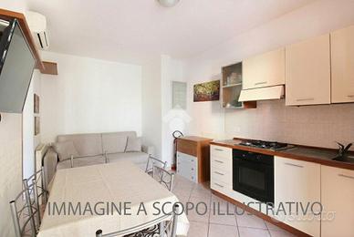 2 LOCALI A ALBA ADRIATICA