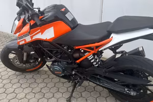 ktm duke 125