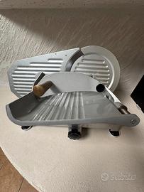 Affettatrice professionale ALA lama 23cm