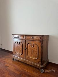 Antica credenza d’epoca fine ottocento