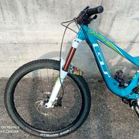 Mountainbike GT Sport. 27.5 taglia "S"