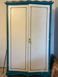 Armadio due ante turchese