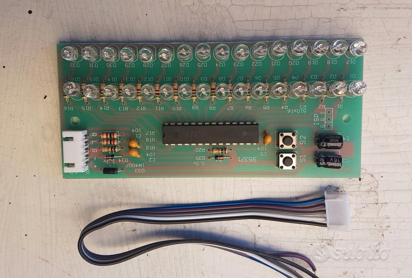 50 Diodi LED Verdi 3x5mm Lente Trasparente - 4000-20000mcd 20mA - 4