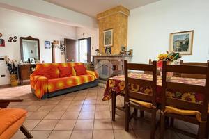 3 LOCALI A CORIGLIANO-ROSSANO