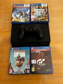 Ps4 con 4 giochi