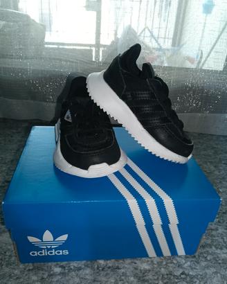 scarpine Adidas bimbo