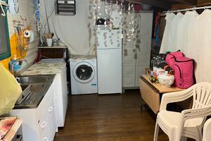 Vedo Bungalow in buone condizioni completo