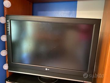 televisore plasma LG 32 Pollici Modello: 32LC41-ZA