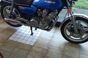 Honda cb750k