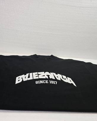 T- shirt Balenciaga ® 