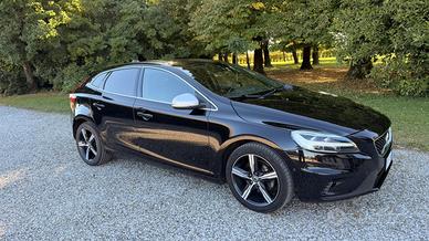 Voovo v40 R-design