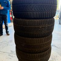 Pneumatici Pirelli Sottozero 3 255/40 R20