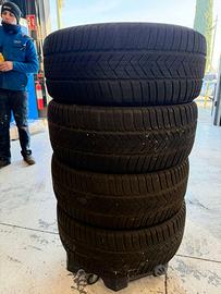 Pneumatici Pirelli Sottozero 3 255/40 R20
