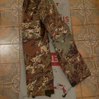 Pantalone impermeabile mimetico