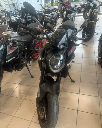 Ducati Monster 937 PLUS