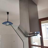 Cappa aspirante ad isola (Veneta Cucine – Falmec)