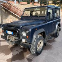 Defender 2.0 benzina 6 posti verricello 136cv 1996