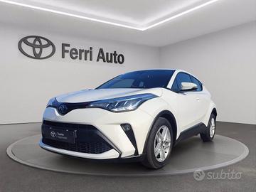 TOYOTA C-hr 1.8h active e-cvt