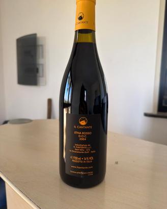 bottiglia " il cantante" etna rosso