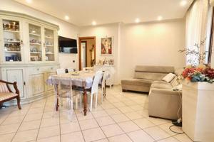 3 LOCALI A REGGIO NELL'EMILIA