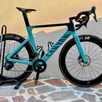 Canyon Aeroad CF SLX 7 eTAP