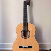 Chitarra Classica Oqan nuova con custodia