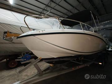 QuickSilver 605 Sun Deck