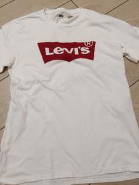 T-shirt Levis S