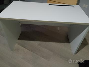 Scrivania 
