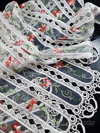 Set 2 tendine finestre shabby chic con ricamo 