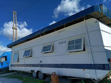 Roulotte 10X2.50 MT full optional 6 posti letto