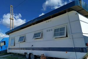 Roulotte 10X2.50 MT full optional 6 posti letto