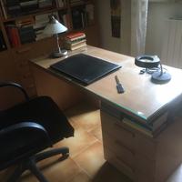 Scrivania moderna + poltrona