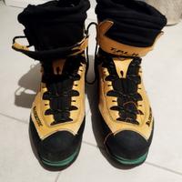 Scarponi alpinismo La Sportiva Nepal 44 1/2