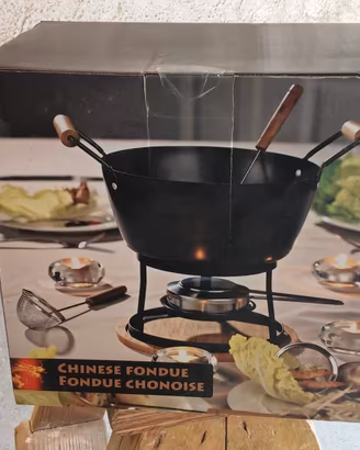 Due set da fonduta francese