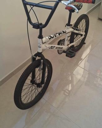 Bicicletta BMX