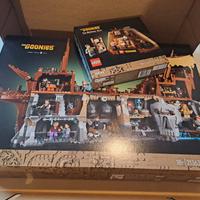 combi Lego The Goonies 21363+40773