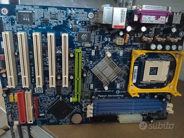Scheda madre Gigabyte GA-8I848P-G Usata pochissimo
