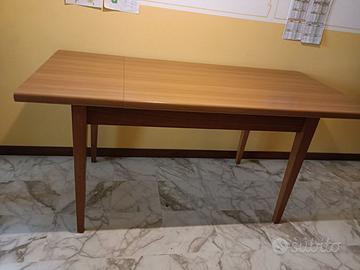 Tavolo da cucina allungabile