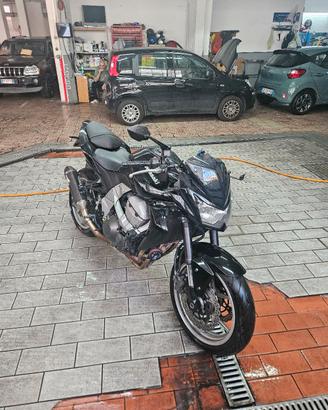 Kawasaki Z750 INCIDENTATA