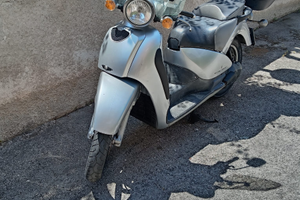 Scarabeo 200cc