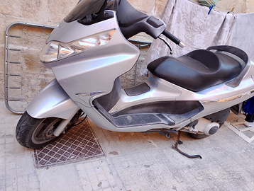 Scoterone 250 Piaggio X8