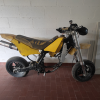 Suzuki RM 125 2 tempi pit bike