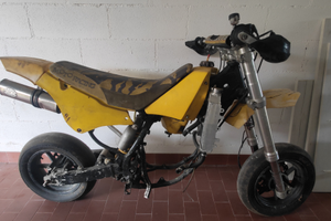 Suzuki RM 125 2 tempi pit bike
