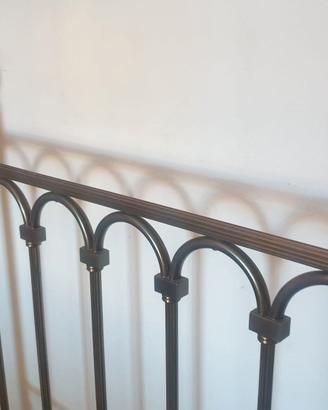 Coppia di letti singoli in ferro battuto vintage